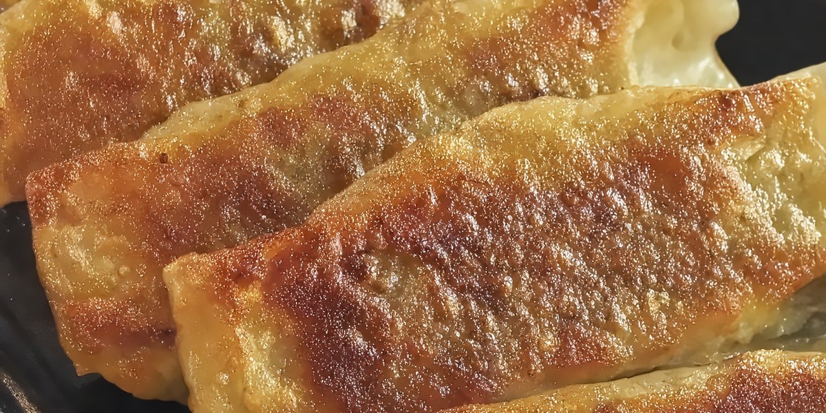 Fried Dumplings (6 pcs) — Mr Zheng Noodle House