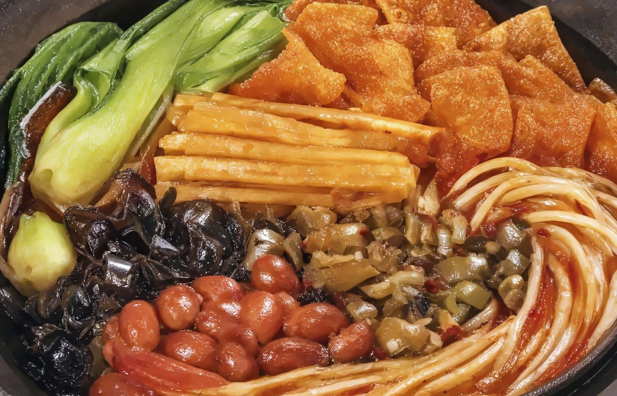 Plain Snail Rice Noodles — Mr Zheng Noodle House
